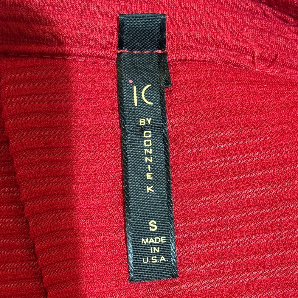 🔥EXQUISITE‼️ Contemporary Jacket from IC Collection in True Red - Size Small ♥️ - Picture 8 of 10